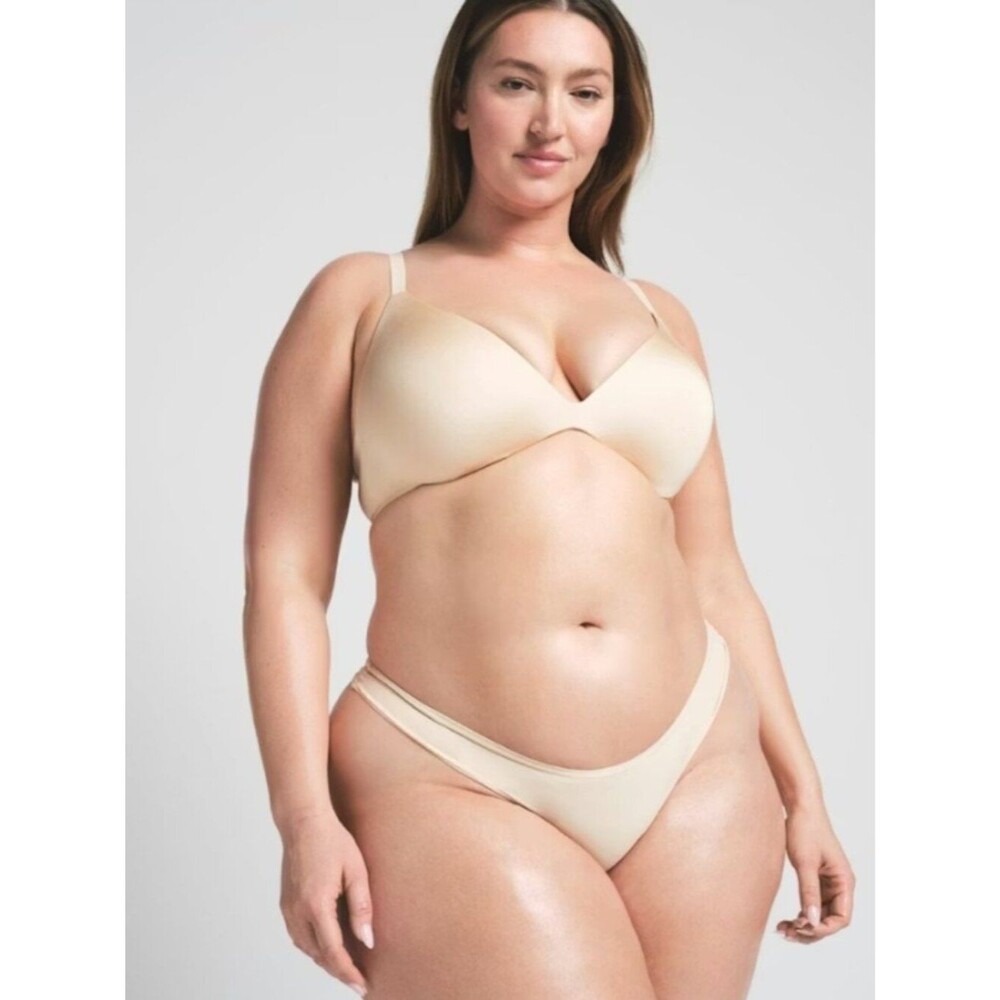 NEW SKIMS Wireless Form Super Push Up Bra Sand 34D NWT